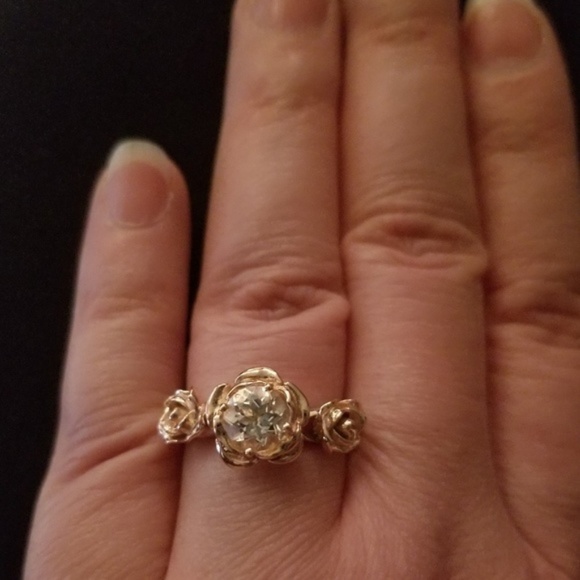 Sterling Silver & 18k Three-Rose Ring - Picture 6 of 7